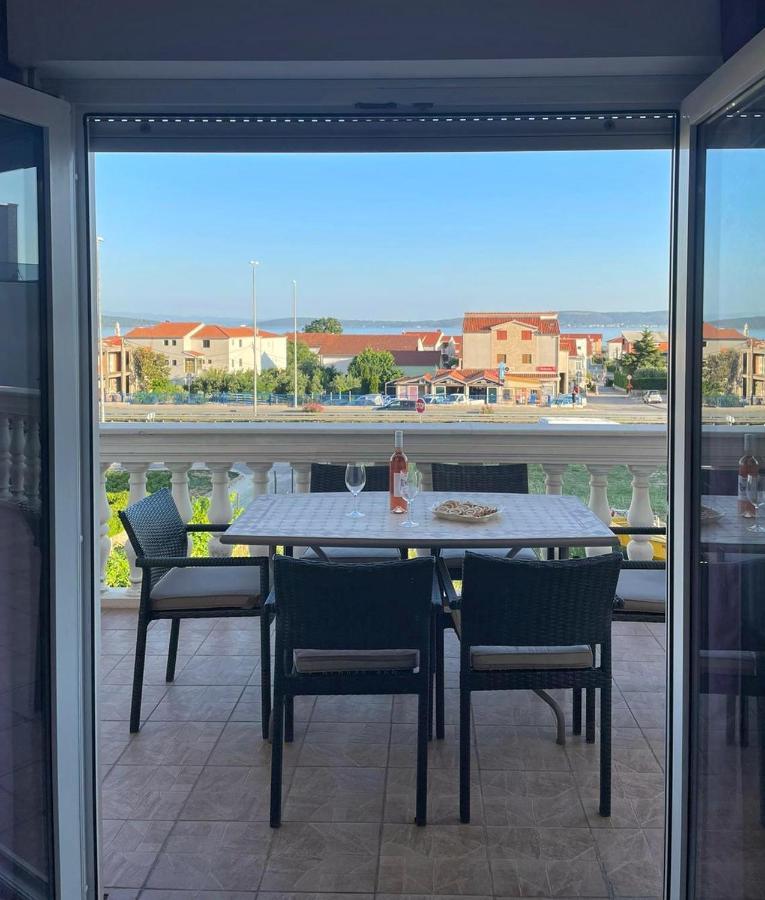 Sun Side Apartment Kaštela Exterior foto