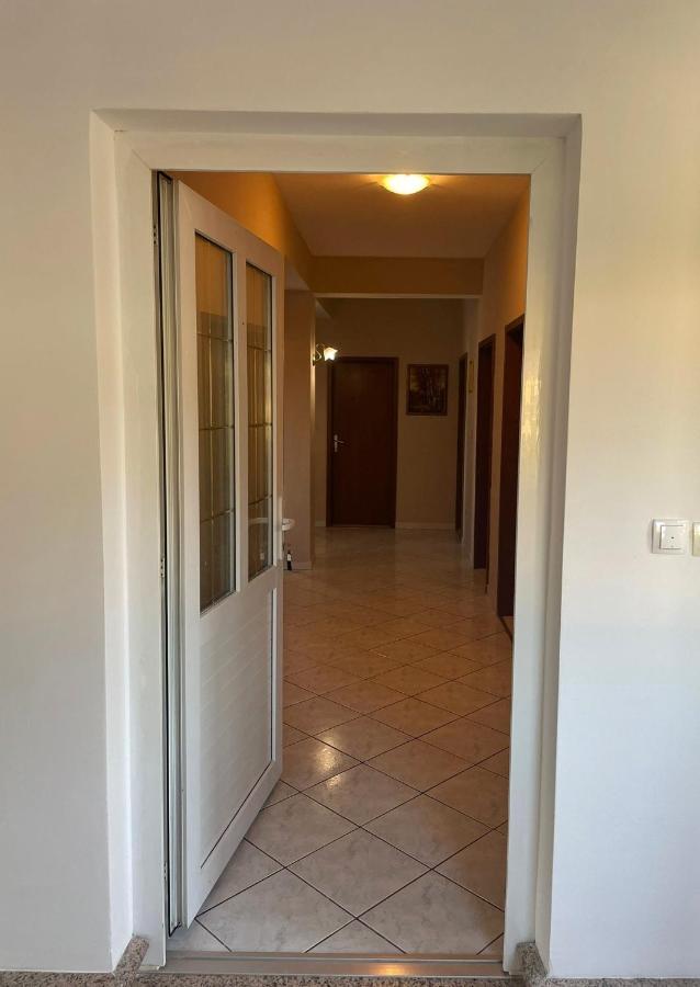 Sun Side Apartment Kaštela Exterior foto